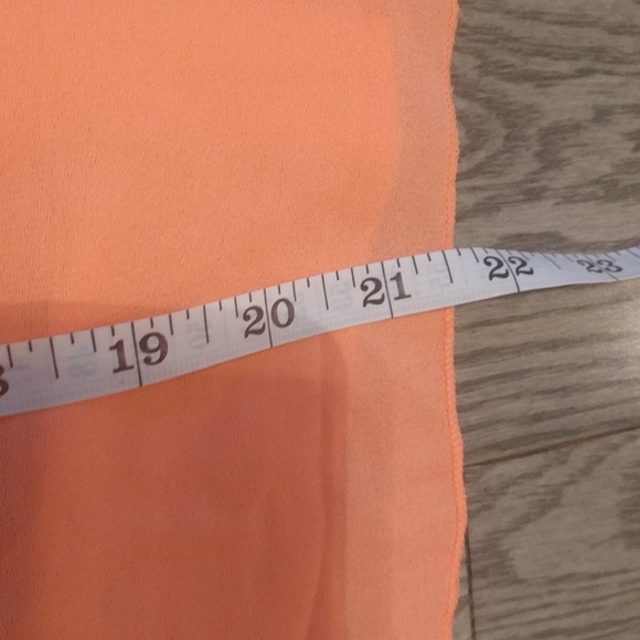 Beautiful dress by 5& love 🍀🌸🌼💕 - Picture 7 of 12